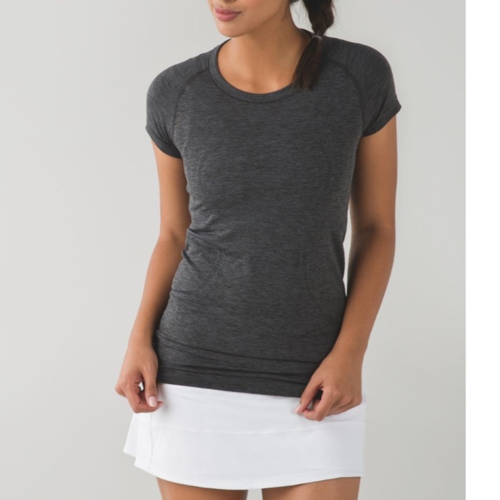 lululemon athletica Dark Gray Heather Short Sleeve Tee